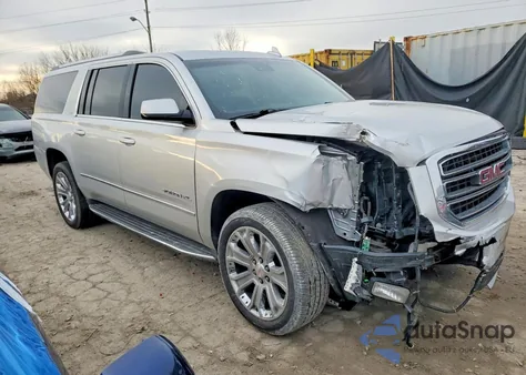 2015 GMC Yukon Xl K1500 Slt z USA, uszkodzony, nr VIN 1GKS2HKC0FR686414